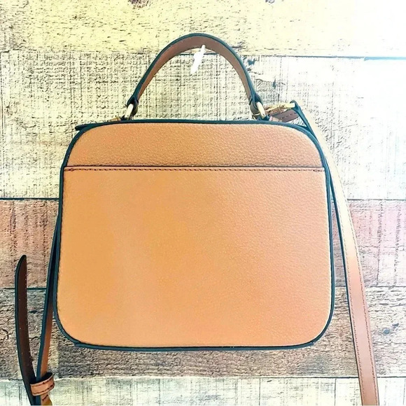 NWT Micheal Kors Medium Jet Set Pebbled Leather Crossbody - Picture 4 of 11